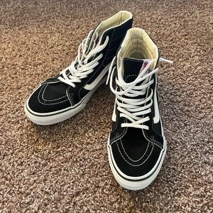 Women’s vans like new